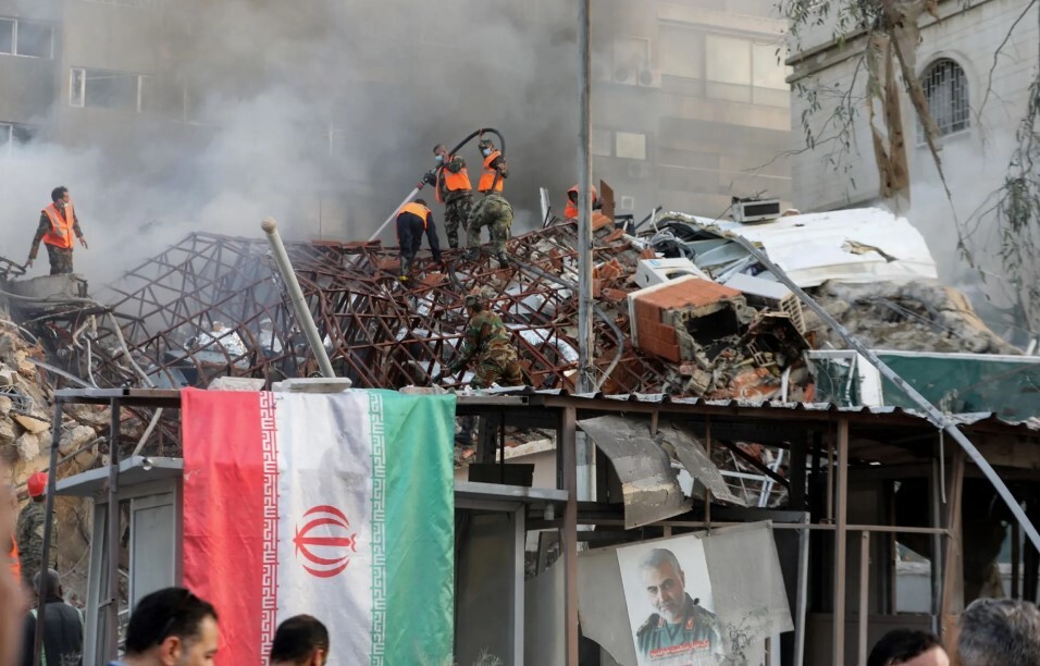 «لونا شبل» مشاور رسانهای بشار اسد که بود؟ شهید قاسم سلیمانی گفته بود جاسوس است + تصاویر «لونا شبل» مشاور رسانهای بشار اسد که بود؟ شهید قاسم سلیمانی گفته بود جاسوس است + تصاویر