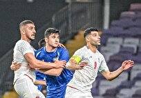 انتقاد تند یک نماینده مجلس از طارمی: چطور حواله خودرو گرفتی، «بالا» خوب بود؟ / این بازیکن وسط تمرینات می‌رود تا تبلیغ موتور سیکلت کند و تیزر یک کارخانه را ضبط کند / این بازیکن کارهایش در قطر را یادش نرود و بداند با چه افرادی در قطر همنشین بود و تصاویرش منتشر شد / تاج برخورد نکند، ترسیده است