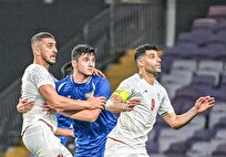 انتقاد تند یک نماینده مجلس از طارمی: چطور حواله خودرو گرفتی، «بالا» خوب بود؟ / این بازیکن وسط تمرینات می‌رود تا تبلیغ موتور سیکلت کند و تیزر یک کارخانه را ضبط کند / این بازیکن کارهایش در قطر را یادش نرود و بداند با چه افرادی در قطر همنشین بود و تصاویرش منتشر شد / تاج برخورد نکند، ترسیده است