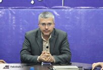 من نمره خوبی به دولت و عملکرد آن نمی‌دهم و دولت را ضعیف می‌بینم/ اگر مسیر خودرو‌های خارجی باز شود، قطعا مصرف بنزین هم کم خواهد شد/ نباید به خاطر فروش سلاح و موادمخدر، پخش کردن عکس‌های خانوادگی و... شبکه را فیلتر کرد