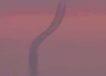 ببینید/ تصویری از پدیده‌ی بسیار گردباد نادر دریایی در خلیج زیبای فارس